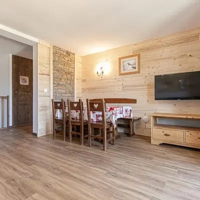 Duplex moderne pour 6 pers avec belle vue montagne