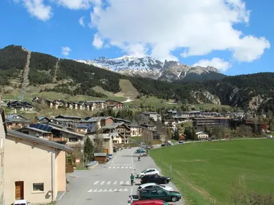 Vue générale sur la montagne ou vue sur la montagne depuis l'appartement