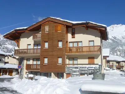 Vue générale sur la montagne ou vue sur la montagne depuis l'appartement