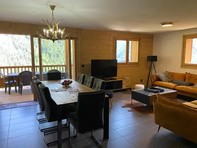Télévision ou salle de divertissement dans l'établissement Champagny Les Alpages