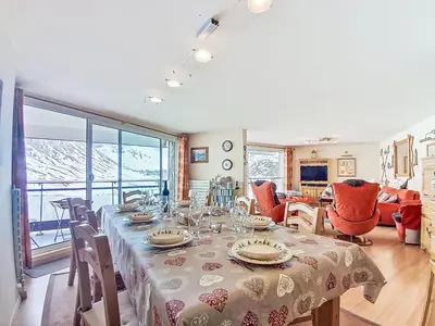 Coin salon dans l'établissement Apartment Palafour - Le Lac-7 by Interhome