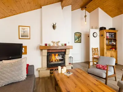 Télévision ou salle de divertissement dans l'établissement Chalet Peisey-Vallandry - Le Gland d'Or - 8p