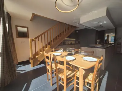 Coin salon dans l'établissement SAINT FE 701C Charmant appartement 6per Sainte Foy Tarentaise