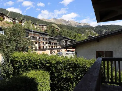 Vue générale sur la montagne ou vue sur la montagne depuis l'appartement