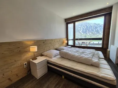 Un ou plusieurs lits dans un hébergement de l'établissement Résidence Bec Rouge - Appartement rénové·Skis aux pieds·Balcon MAE-6213