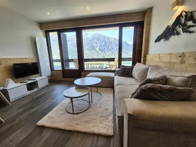 Télévision ou salle de divertissement dans l'établissement Résidence Bec Rouge - Appartement rénové·Skis aux pieds·Balcon MAE-6213