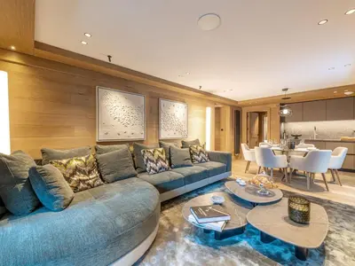 Coin salon dans l'établissement Appartement de luxe 4 pièces 111m² avec terrasse à Val-d'Isère - FR-1-694-425