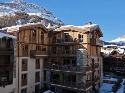Vue générale sur la montagne ou vue sur la montagne depuis l'appartement