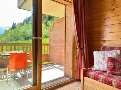 Balcon ou terrasse dans l'établissement L’Arolles - Spa, Calme & Vue Montagne
