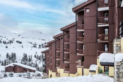 Vue générale sur la montagne ou vue sur la montagne depuis l'appartement