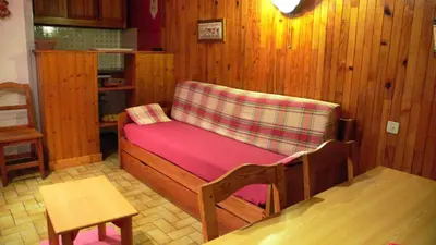 Cuisine ou kitchenette dans l'établissement Résidence Aiglon - Studio coin montagne - 3 personnes MAE-0393