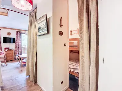 Coin salon dans l'établissement Apartment Le Balcon des Brevières by Interhome