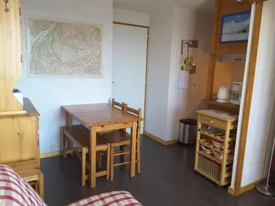 Cuisine ou kitchenette dans l'établissement Paradiski ski au pied vallandry