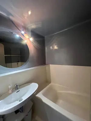 Salle de bains dans l'établissement studio arcs 1800 départ et retour skis aux pieds