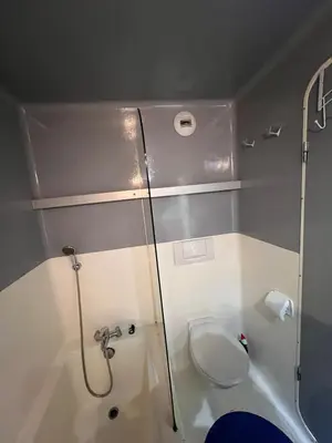 Salle de bains dans l'établissement studio arcs 1800 départ et retour skis aux pieds