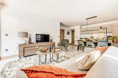 Cuisine ou kitchenette dans l'établissement Résidence Les Terrasses De La Vanoise - 3 Pièces pour 4 Personnes MAE-5923