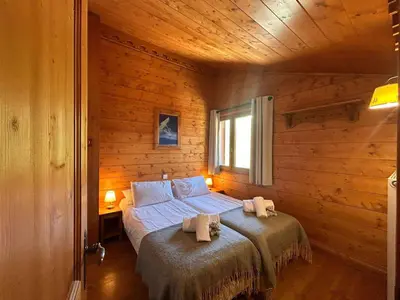Un ou plusieurs lits dans un hébergement de l'établissement Appartement 9 personnes avec parking à Tignes Val Claret - FR-1-641-119