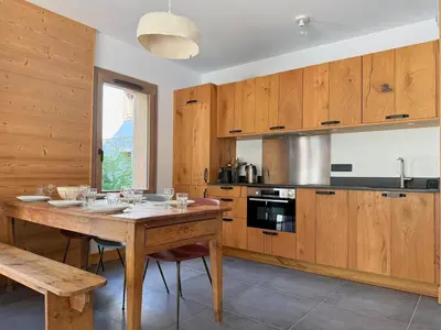 Cuisine ou kitchenette dans l'établissement Pierra néva, Terrasse et confort 4 étoiles