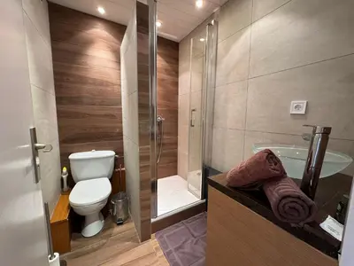 Salle de bains dans l'établissement SCHUSS 103 - Superbe T2 - Val Claret Centre