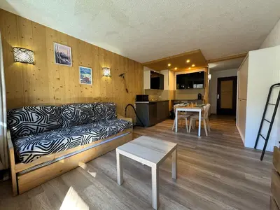 Cuisine ou kitchenette dans l'établissement SCHUSS 103 - Superbe T2 - Val Claret Centre
