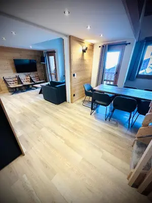 Cuisine ou kitchenette dans l'établissement Spacieux appt BELLE PLAGNE 6-8 pers SAUNA