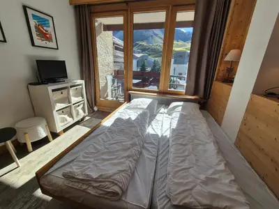 Un ou plusieurs lits dans un hébergement de l'établissement CUR A 20 Charmant T2, 6pers ski au pied - Val Claret Centre