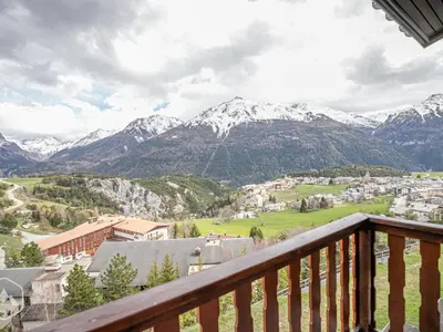 Vue générale sur la montagne ou vue sur la montagne depuis l'appartement