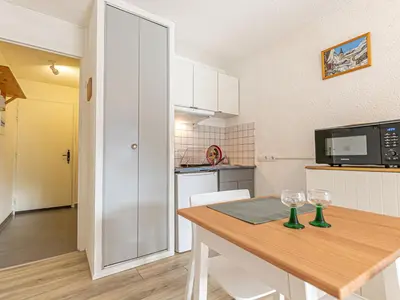 Cuisine ou kitchenette dans l'établissement Studio 21m² avec balcon à Aussois, proche remontées mécaniques - FR-1-840-15