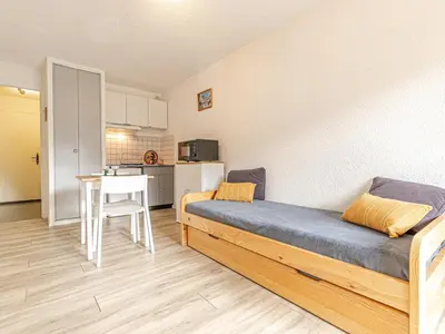 Cuisine ou kitchenette dans l'établissement Studio 21m² avec balcon à Aussois, proche remontées mécaniques - FR-1-840-15