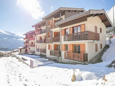 Vue générale sur la montagne ou vue sur la montagne depuis l'appartement