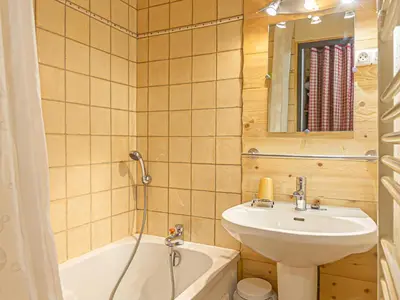 Plan de l'établissement Studio cabine pour 4 personnes au pied des pistes à Aussois - FR-1-840-19