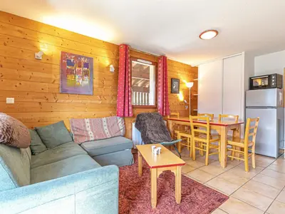 Cuisine ou kitchenette dans l'établissement Charmant Duplex à Aussois - 6 pers, Balcon, Parking - FR-1-840-21
