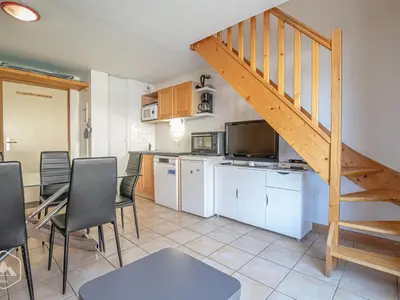 Cuisine ou kitchenette dans l'établissement Duplex 2 pièces pour 6 pers au pied des pistes, animaux admis - FR-1-840-28