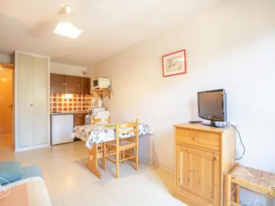 Cuisine ou kitchenette dans l'établissement Studio cosy près des pistes, 2 personnes - FR-1-840-34