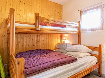 Un ou plusieurs lits dans un hébergement de l'établissement Appartement cosy 2 pièces pour 4 pers à Aussois, proche des pistes - FR-1-840-43