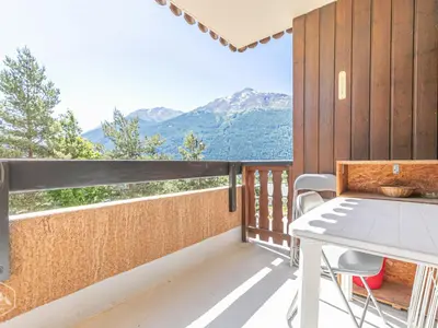 Vue générale sur la montagne ou vue sur la montagne depuis l'appartement