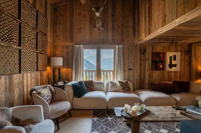 Coin salon dans l'établissement NEW Luxury Chalet Sapins - PRIVATE POOL- Mountains VIEW - Family & Comfort - SPECIAL LAUNCH OFFER