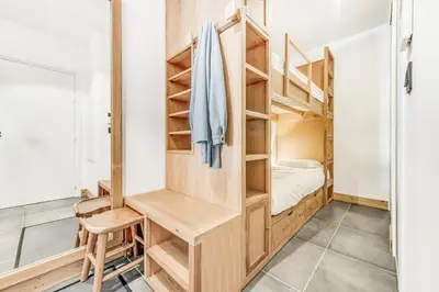 Cuisine ou kitchenette dans l'établissement Résidence Les Terrasses De La Vanoise - 3 Pièces pour 6 Personnes MAE-3193