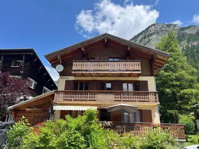 Vue générale sur la montagne ou vue sur la montagne depuis l'appartement