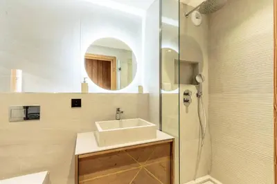 Salle de bains dans l'établissement Résidence Les Cristaux - CRISTAUX B20 MAE-0301