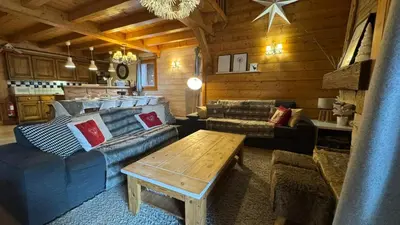 Coin salon dans l'établissement Chaleureux appartement 10pers Sainte-Foy-Station