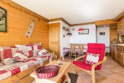 Coin salon dans l'établissement Résidence Alpages Du Chantel - Appartement 3 pièces 6 personnes MAE-5594