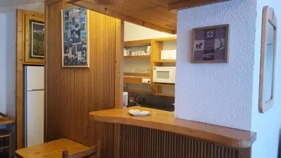 Cuisine ou kitchenette dans l'établissement Résidence Nova 3 - Appartement 2 pièces 7 personnes proche des pistes MAE-7974