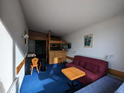 Cuisine ou kitchenette dans l'établissement Résidence Lauzieres - Studio 5 personnes Les Lauzieres MAE-7983