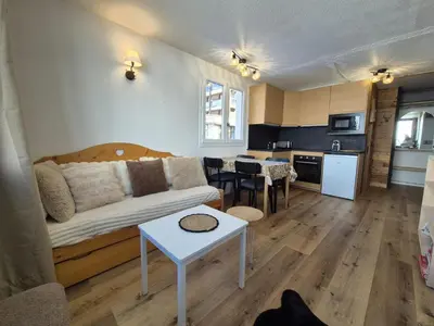 Cuisine ou kitchenette dans l'établissement RPP A119 ski au pied appartement 6pers