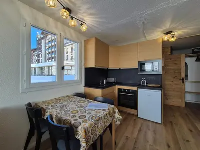 Cuisine ou kitchenette dans l'établissement RPP A119 ski au pied appartement 6pers