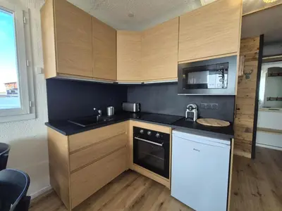 Cuisine ou kitchenette dans l'établissement RPP A119 ski au pied appartement 6pers