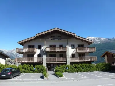 Plan de l'établissement Appartement spacieux pour 6 personnes à Aussois avec WIFI - FR-1-508B-52