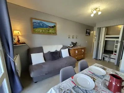 Cuisine ou kitchenette dans l'établissement Studio cabine 2/3 pers avec grande terrasse et vue montagne à Aussois - FR-1-508B-51