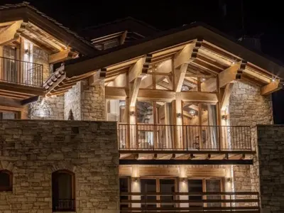 Balcon ou terrasse dans l'établissement Appartement spacieux 4 chambres avec WIFI à Val-d'Isère - FR-1-519-42